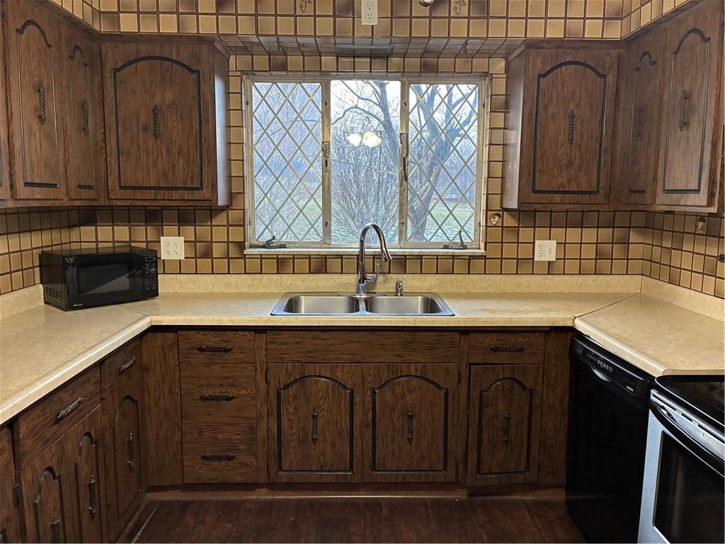 628 Marple Avenue Canonsburg, PA 15317 - Photo 16 of 30