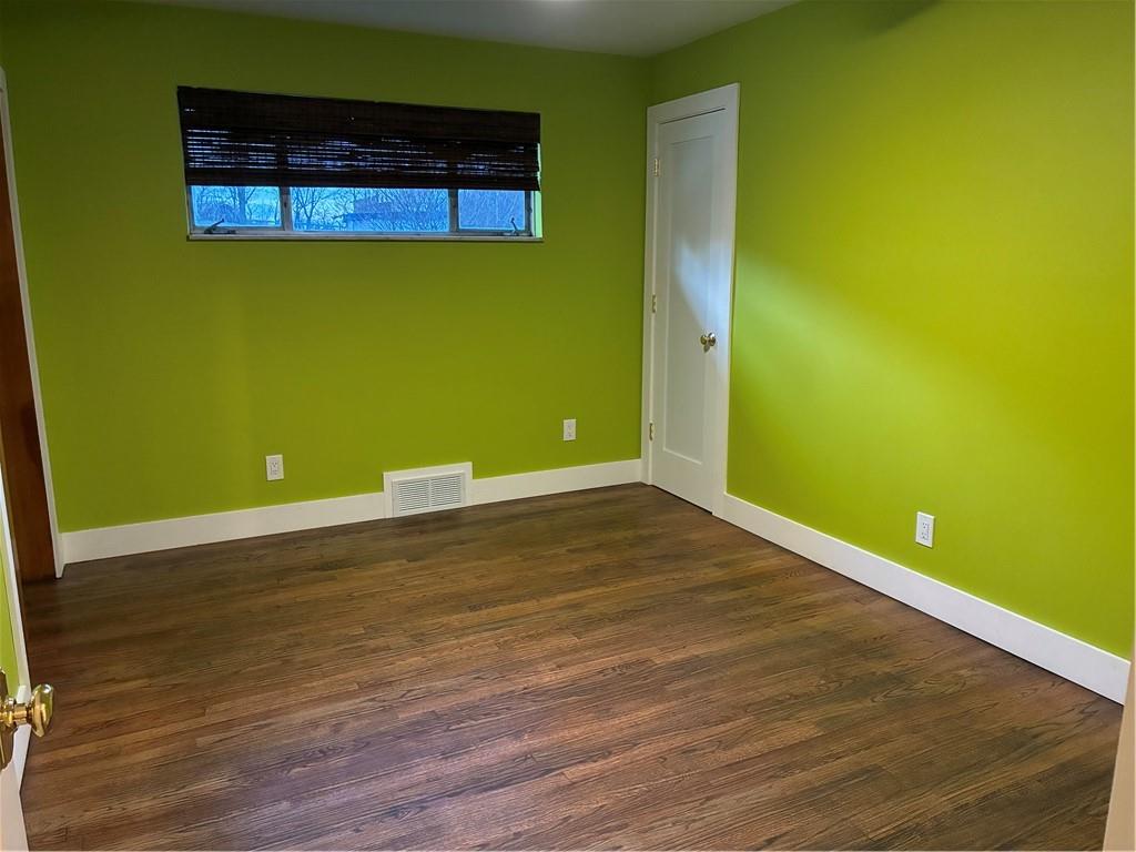 628 Marple Avenue Canonsburg, PA 15317 - Photo 20 of 30 Bedroom 1