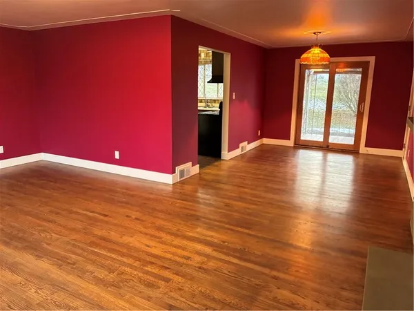 $1,800 | 628 Marple Avenue, Canonsburg, PA 15317