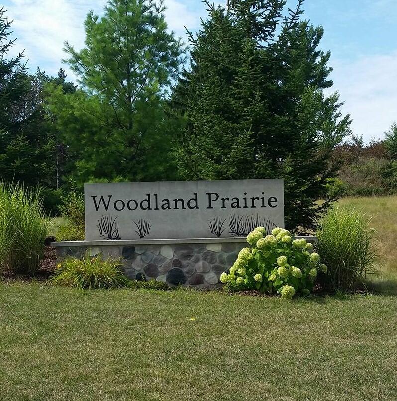 Woodland Prairie Entrancee