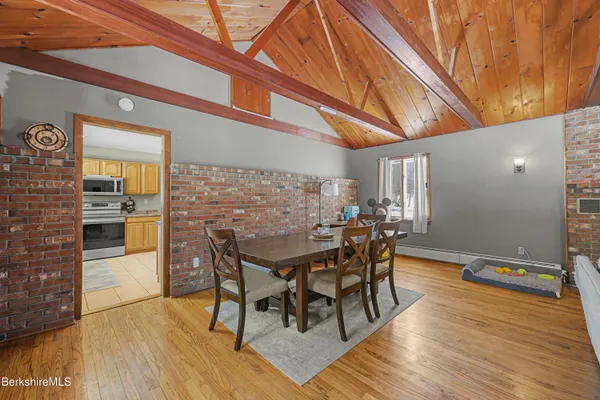 $335,900 | 1020 Sandmill Road, Cheshire, MA 01225