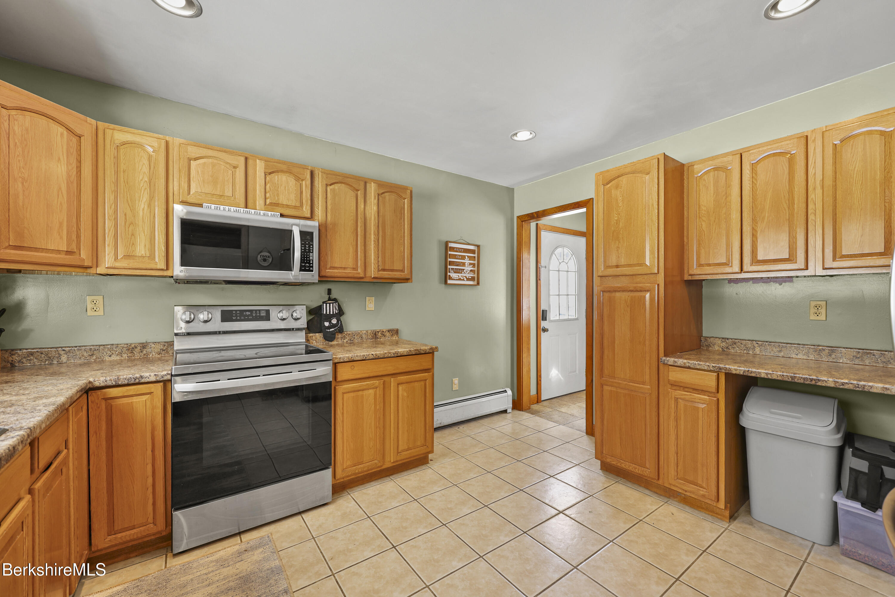 1020 Sandmill Road Cheshire, MA 01225 - Photo 19 of 42 Kitchen
