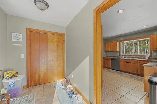$335,900 | 1020 Sandmill Road, Cheshire, MA 01225