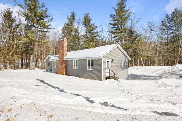 $335,900 | 1020 Sandmill Road, Cheshire, MA 01225