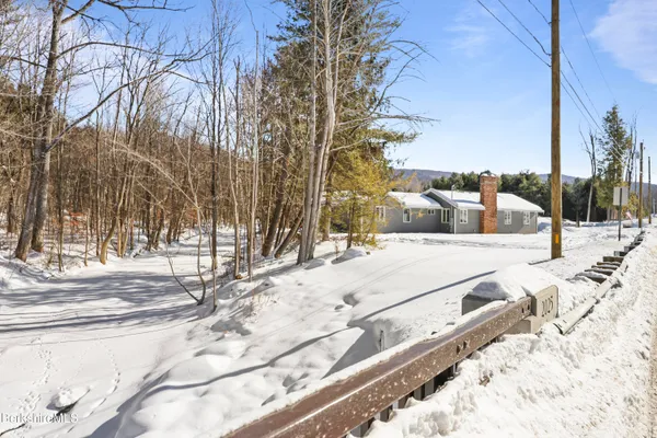 $335,900 | 1020 Sandmill Road, Cheshire, MA 01225