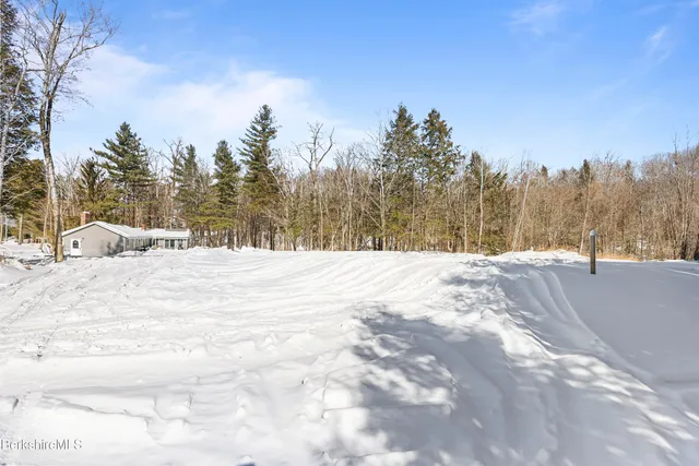 $335,900 | 1020 Sandmill Road, Cheshire, MA 01225