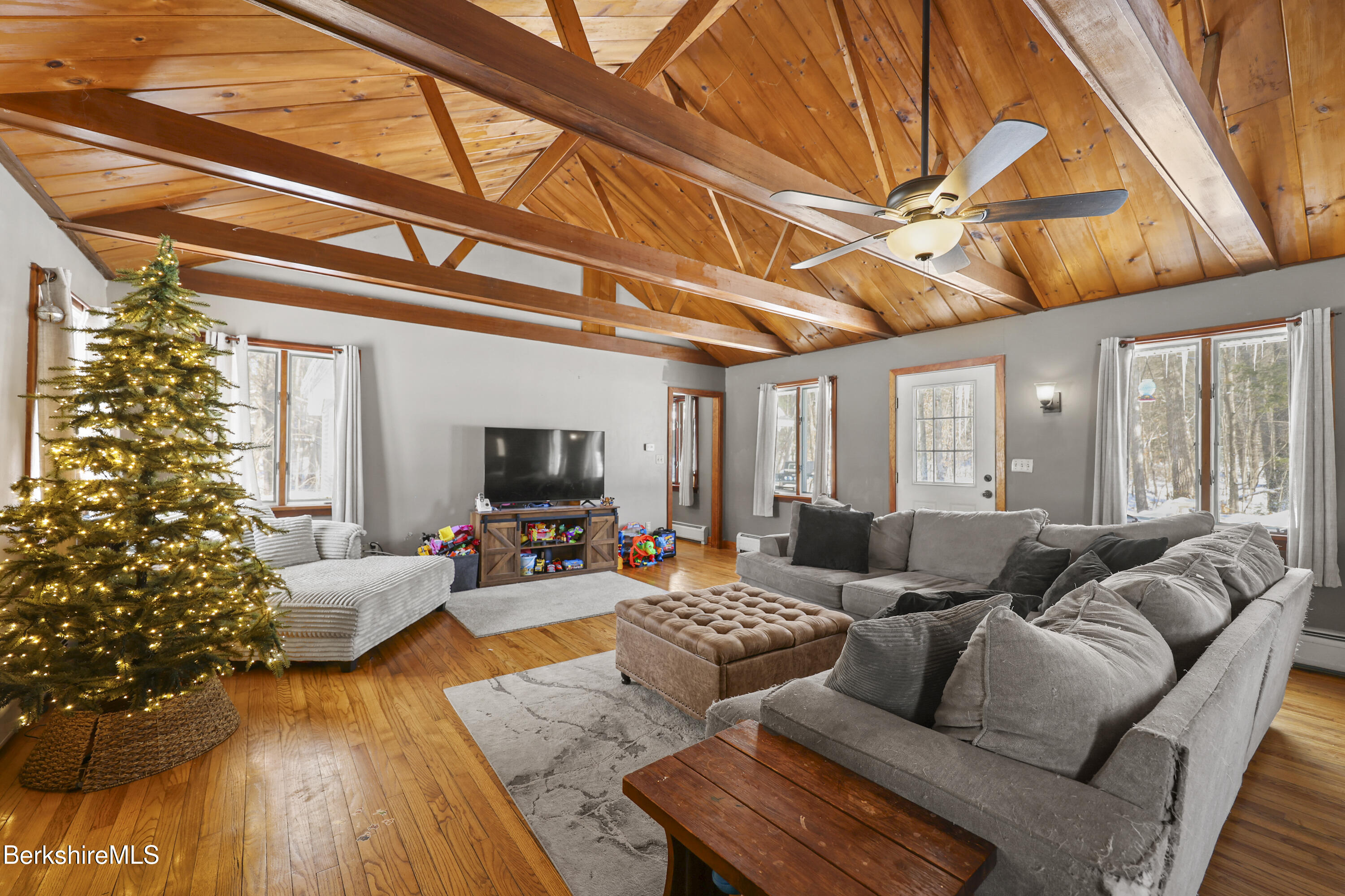 1020 Sandmill Road Cheshire, MA 01225 - Photo 8 of 42 Living Room