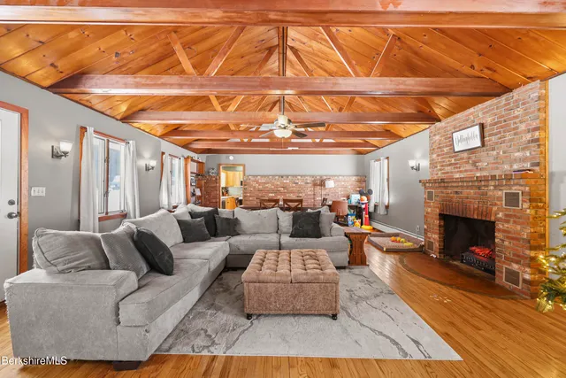 $335,900 | 1020 Sandmill Road, Cheshire, MA 01225