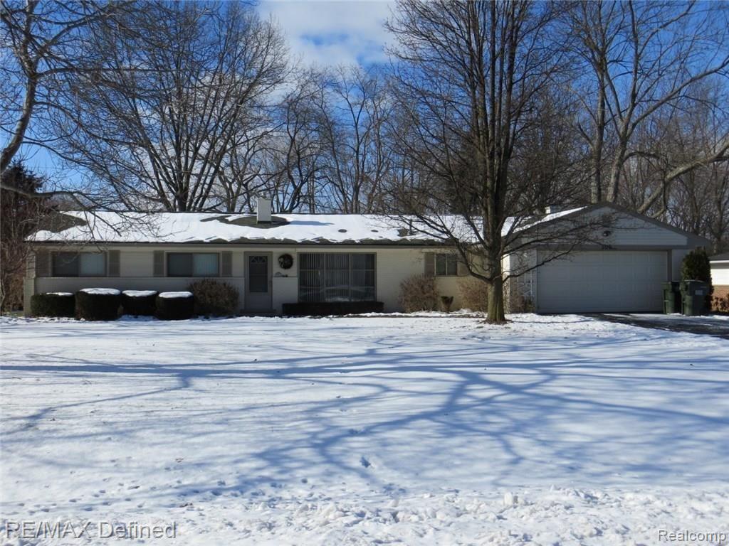 306 Wimpole Drive Rochester, MI 48309 - Photo 1 of 11 Rochester Knoll Subdivision