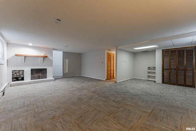 $245,000 | 520 Vanderbilt Drive, Sherman, IL 62684