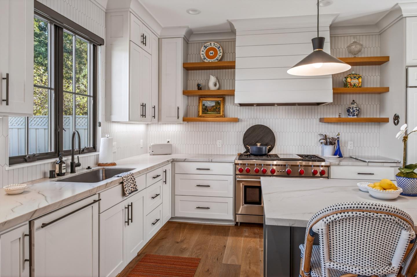 423 Arlington Road Redwood City, CA 94062 - Photo 12 of 38