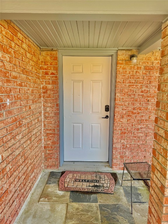 303 Charles Street Cleveland, TX 77327 - Photo 12 of 43 a bathroom with a shower