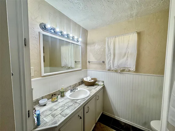 $211,000 | 303 Charles Street, Cleveland, TX 77327