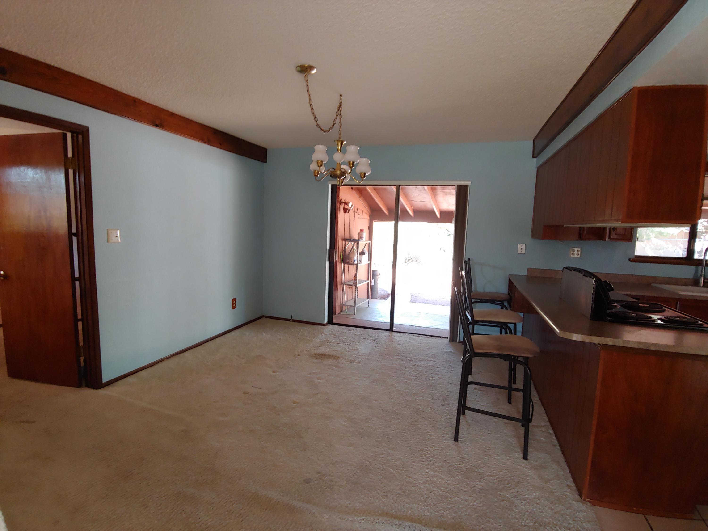 145 Moons View Road Sedona, AZ 86351 - Photo 6 of 22 Dining Area