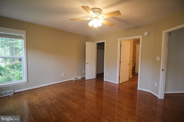 a bathroom with a sink and toilet