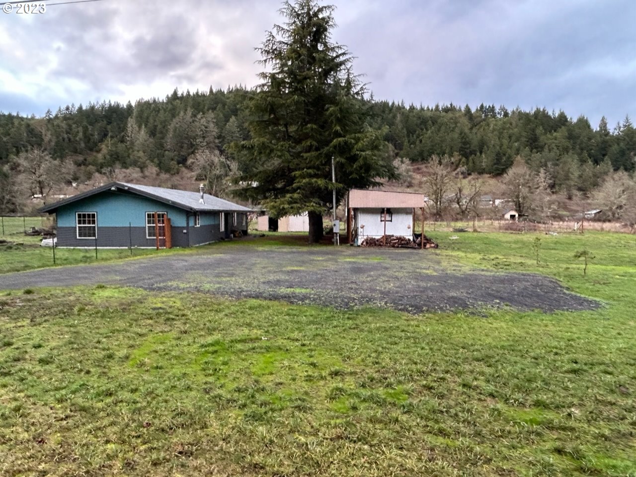 4918 Willis Creek Road Winston, OR 97496 - Photo 1 of 30 Gallery Image 1