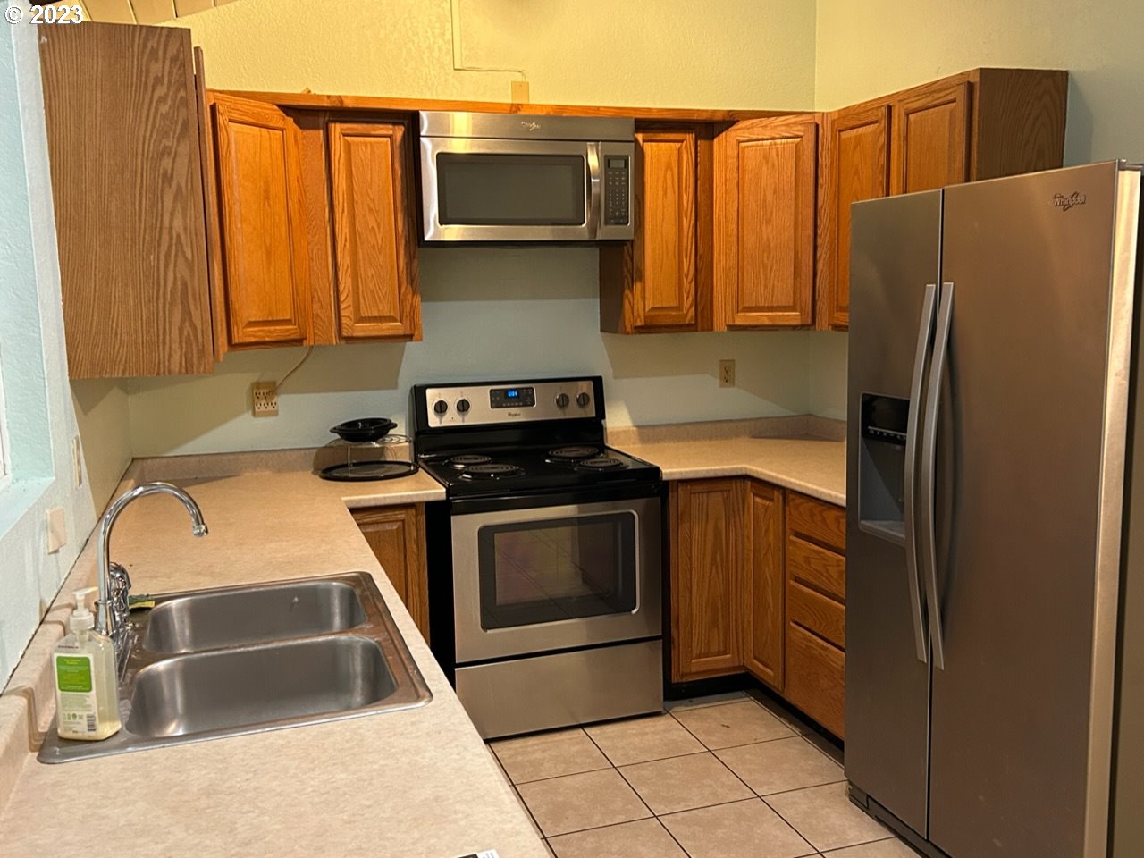 4918 Willis Creek Road Winston, OR 97496 - Photo 11 of 30 Kitchen