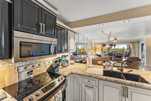 $2,500 | 275 Palm Avenue, Unit C402, Jupiter, FL 33477