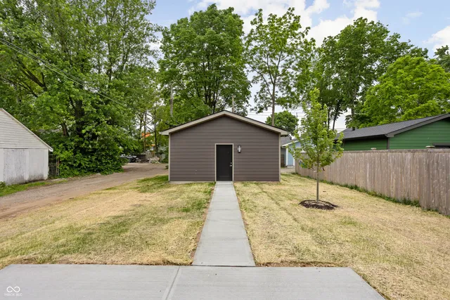 $324,900 | 1215 Herbert Street, Indianapolis, IN 46202