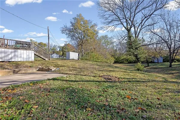 $269,000 | 1327 South Mulberry Street, Ottawa, KS 66067