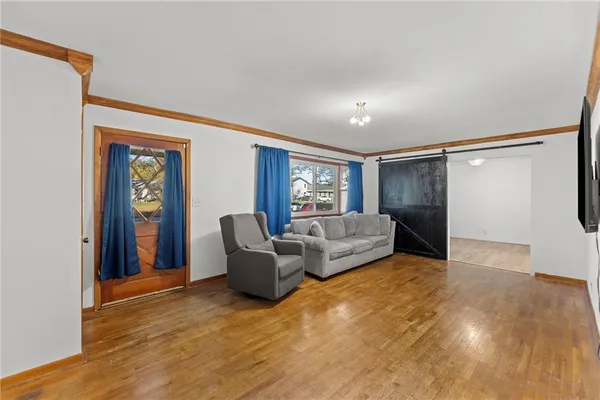 $269,000 | 1327 South Mulberry Street, Ottawa, KS 66067