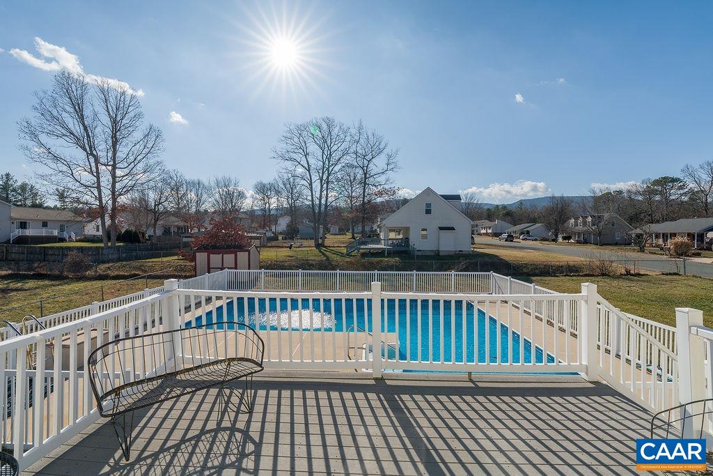 43 Dogwood Road Stuarts Draft, VA 24477 - Photo 14 of 66