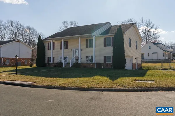 $427,000 | 43 Dogwood Road, Stuarts Draft, VA 24477