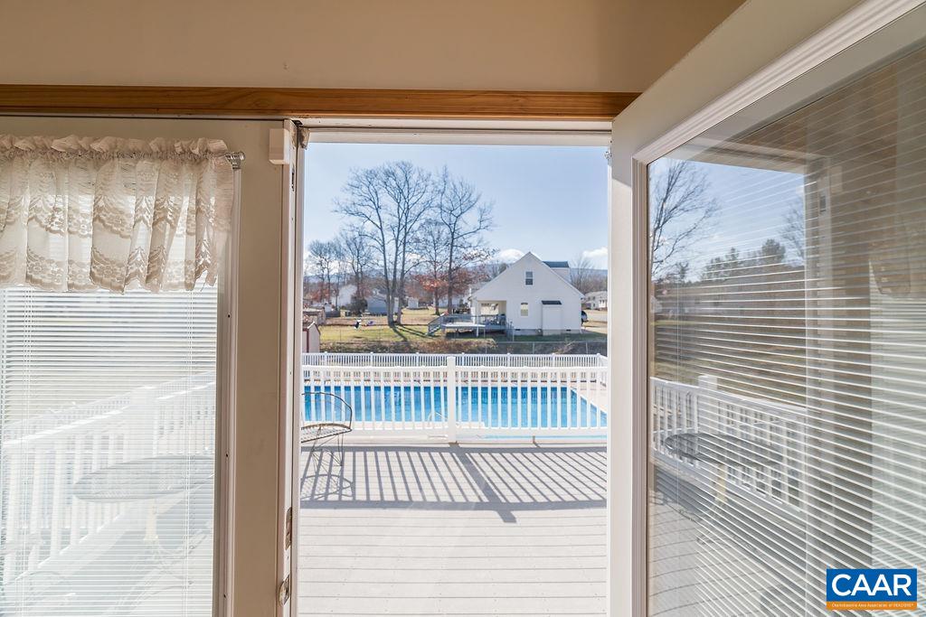 43 Dogwood Road Stuarts Draft, VA 24477 - Photo 21 of 66