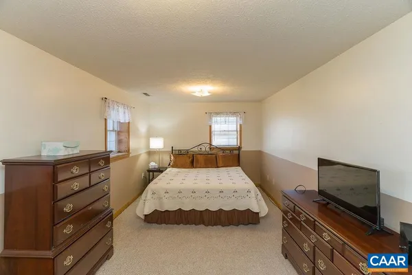 $427,000 | 43 Dogwood Road, Stuarts Draft, VA 24477