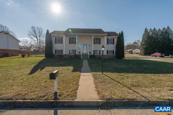 $427,000 | 43 Dogwood Road, Stuarts Draft, VA 24477