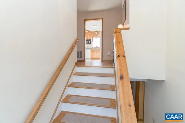 $427,000 | 43 Dogwood Road, Stuarts Draft, VA 24477