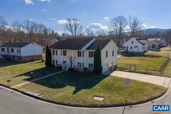 $427,000 | 43 Dogwood Road, Stuarts Draft, VA 24477