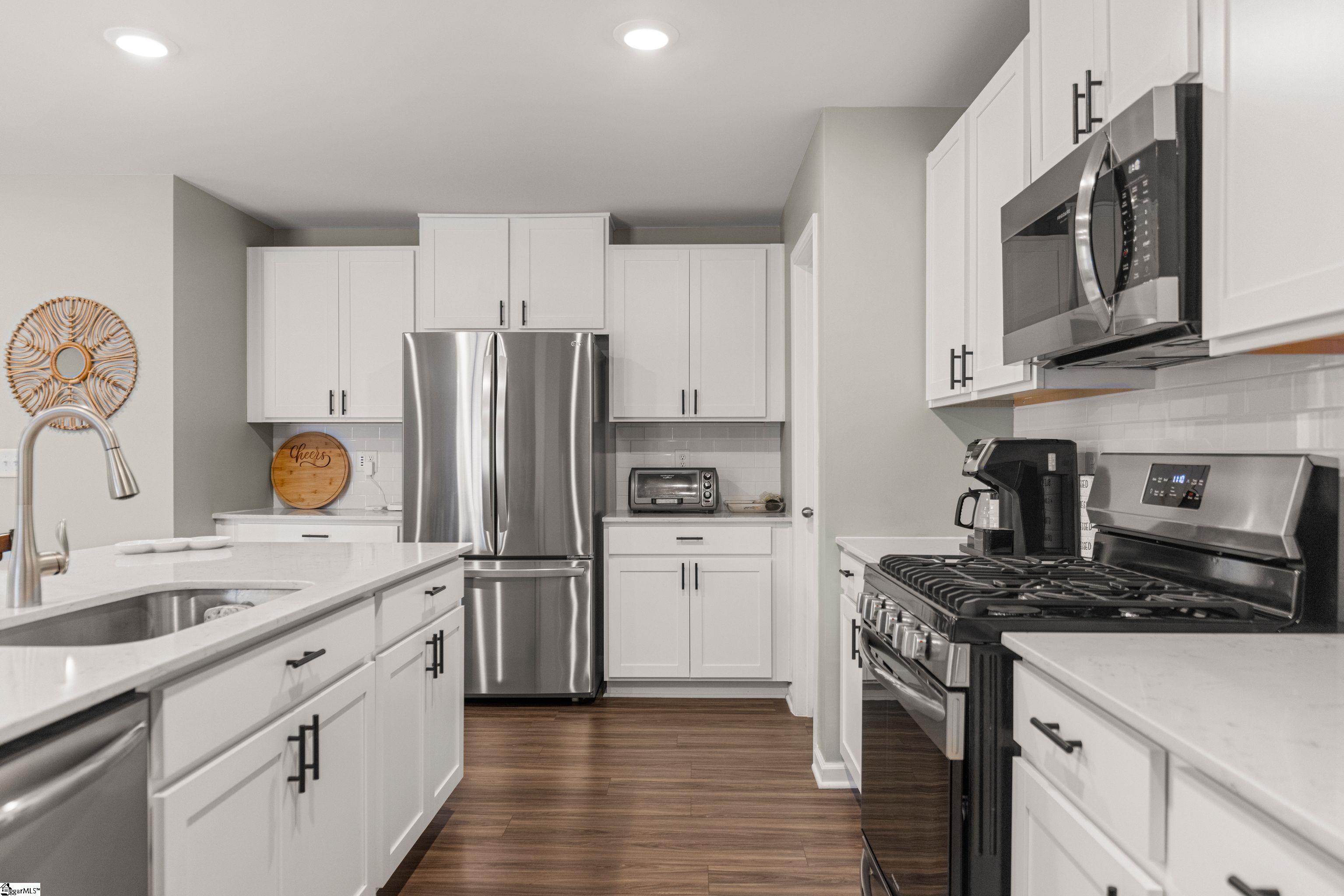 224 Anna Gray Circle Easley, SC 29640 - Photo 8 of 44