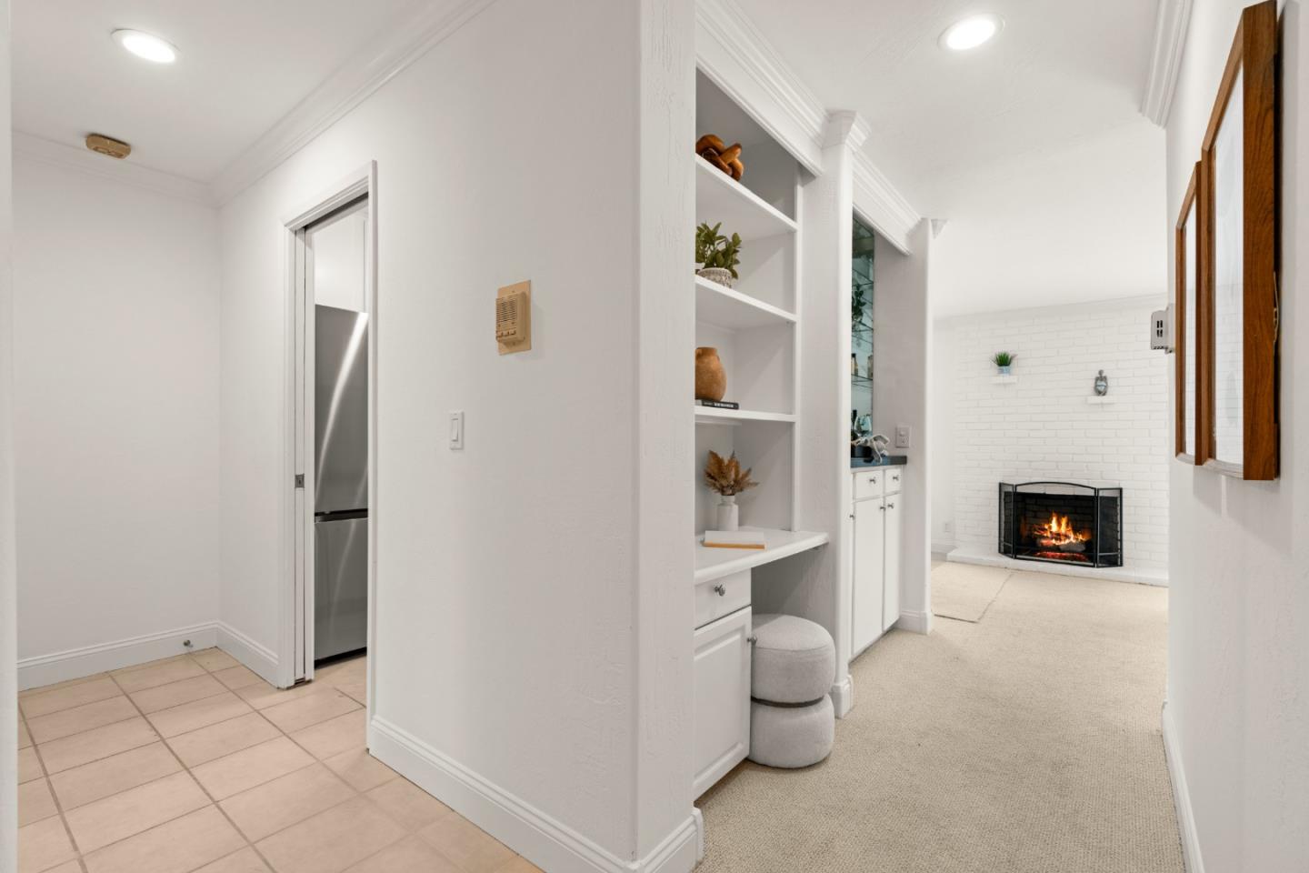 100 East Middlefield Road, Unit 4H Mountain View, CA 94043 - Photo 4 of 11 Gallery Image 4