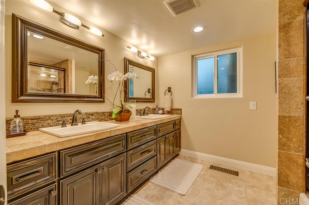 3845 Via Palo Verde Lago Alpine, CA 91901 - Photo 15 of 25