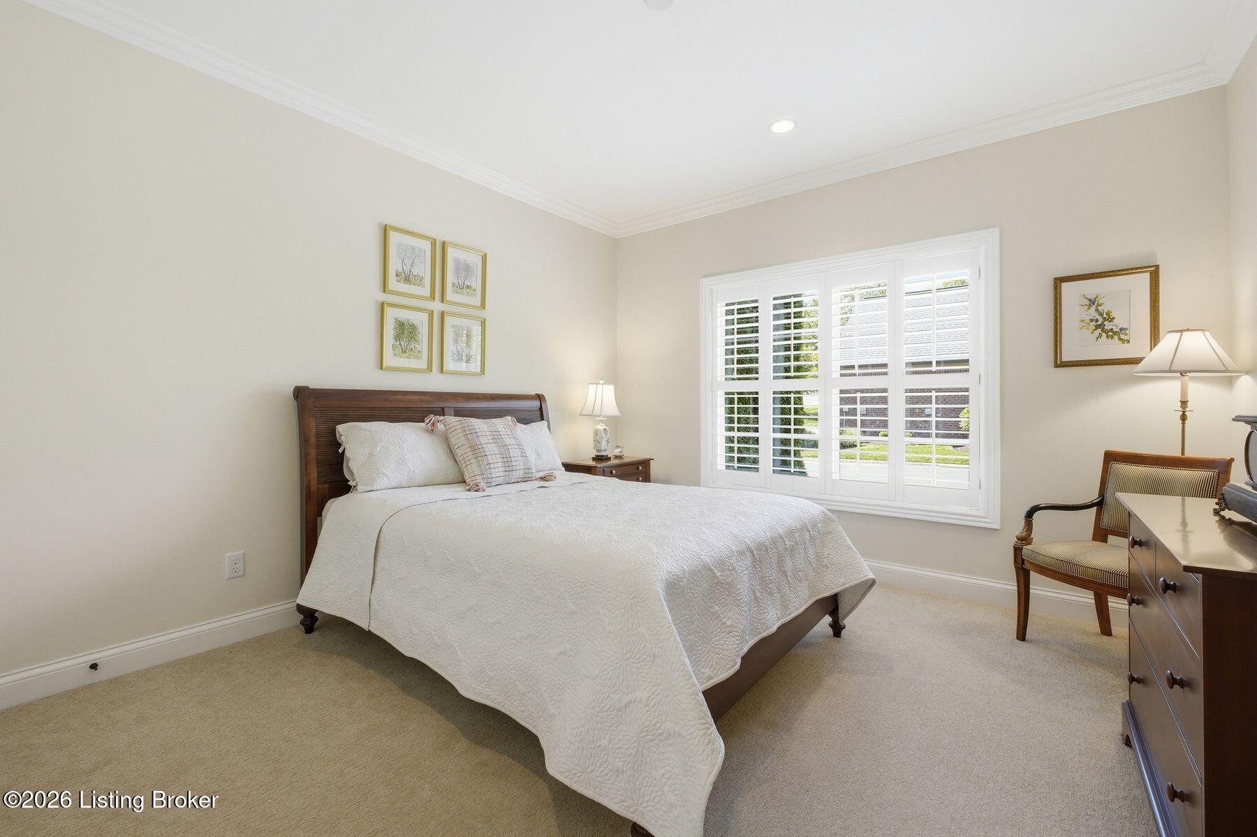 301 Maple Valley Road Louisville, KY 40245 - Photo 22 of 47 photo_online_021