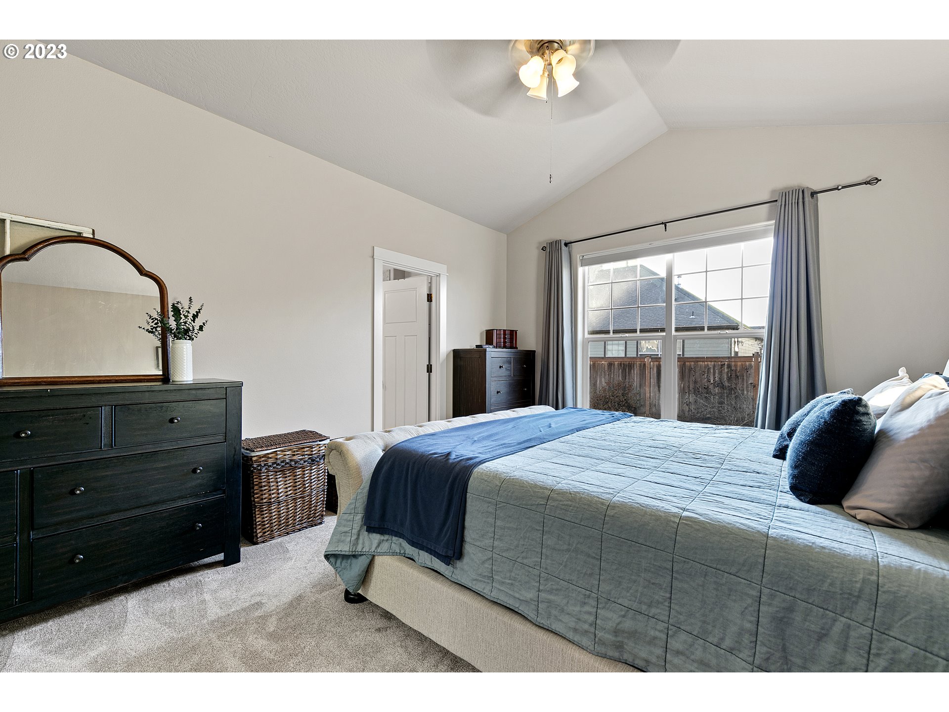 1200 South 41st Place Springfield, OR 97478 - Photo 20 of 34 a bedroom with a bed and a dresser