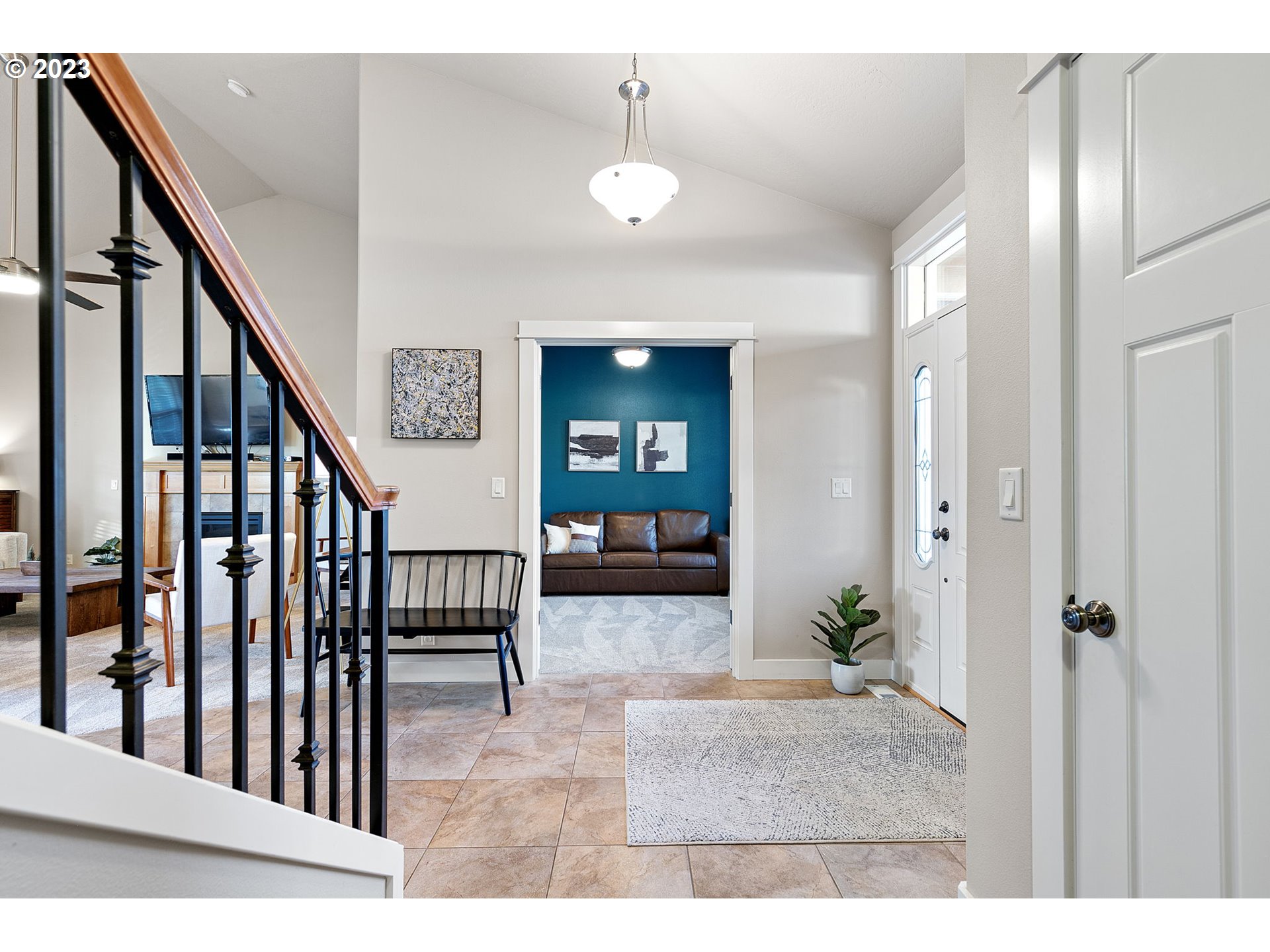 1200 South 41st Place Springfield, OR 97478 - Photo 7 of 34 a view interior of a house and wooden floor