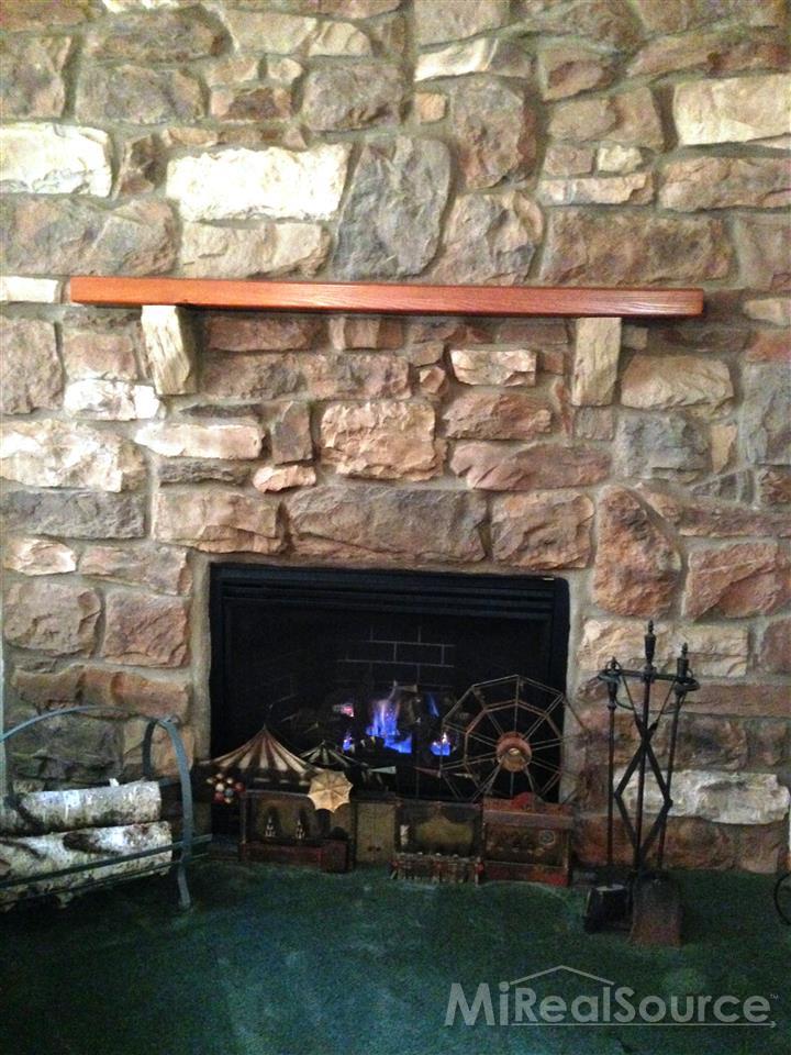 9050 Field Road Algonac, MI 48001 - Photo 6 of 24 31201175-5.JPG