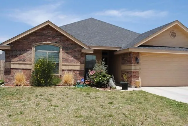 $2,895 | 818 Running Water Trail, Abilene, TX 79602