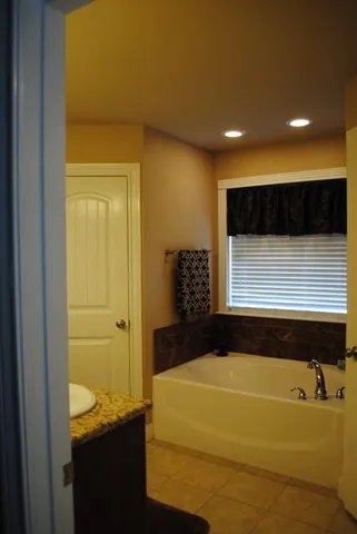 $2,895 | 818 Running Water Trail, Abilene, TX 79602