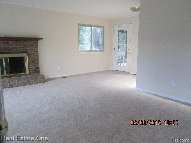 45208 Prestbury Road Canton, MI 48187 - Photo 10 of 14 Interior.JPG