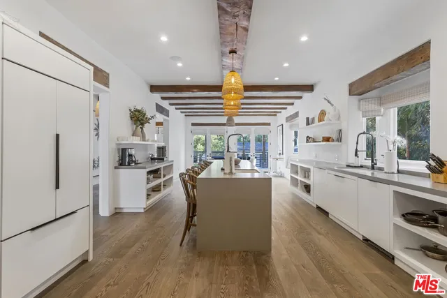 $1,995,000 | 27405 Pacific Coast Highway, Malibu, CA 90265