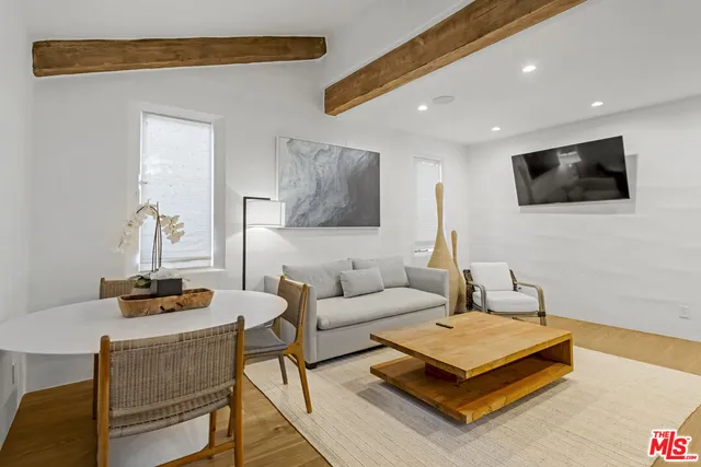 $1,995,000 | 27405 Pacific Coast Highway, Malibu, CA 90265