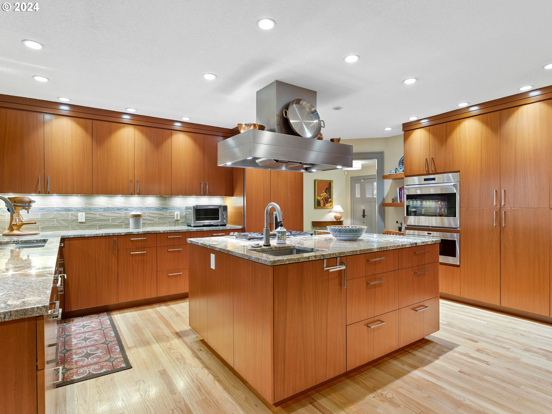3271 Northeast Jackson Rd Loop Hillsboro, OR 97124 - Photo 11 of 48 Kitchen