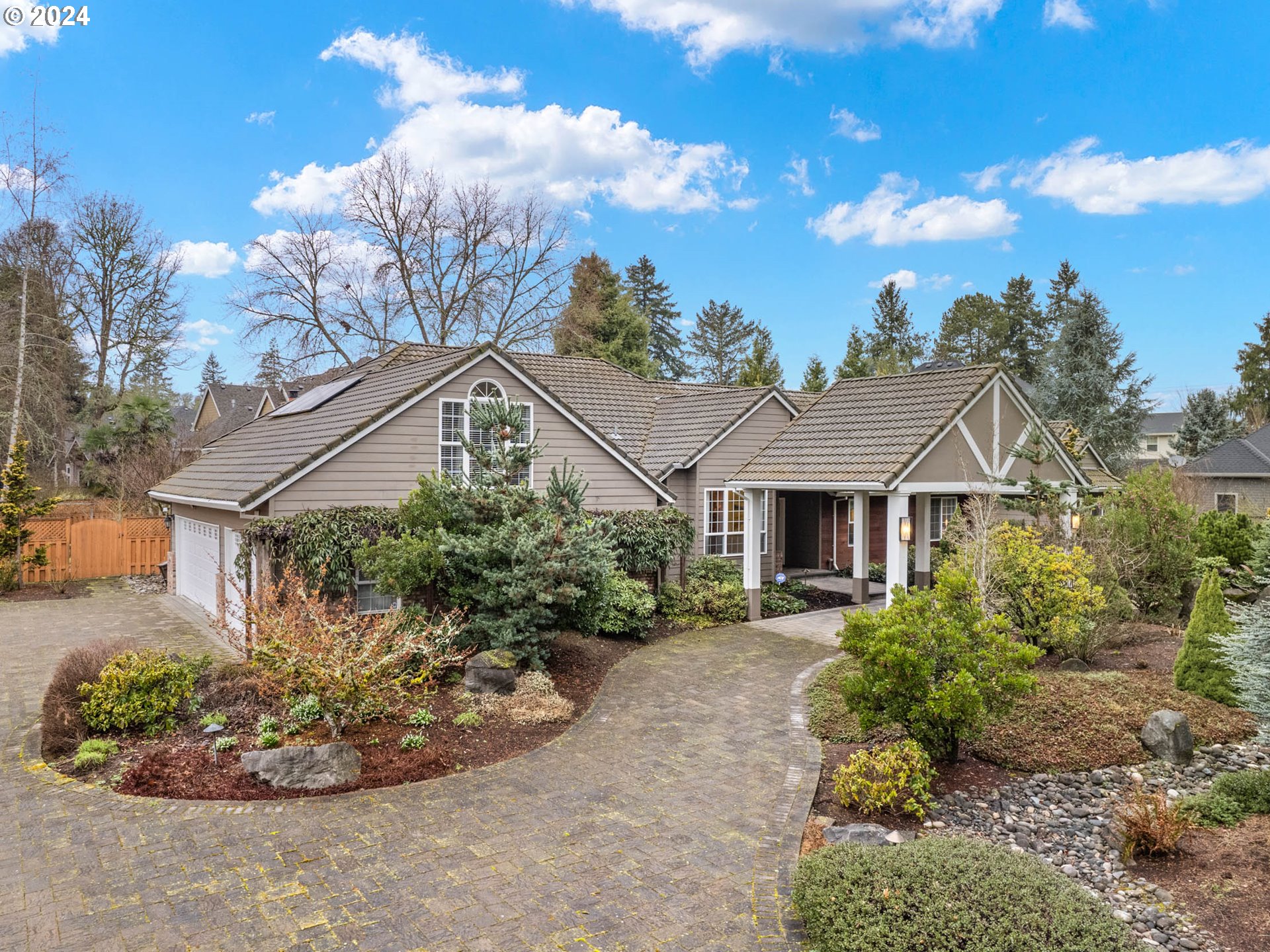 3271 Northeast Jackson Rd Loop Hillsboro, OR 97124 - Photo 2 of 48 Gallery Image 2
