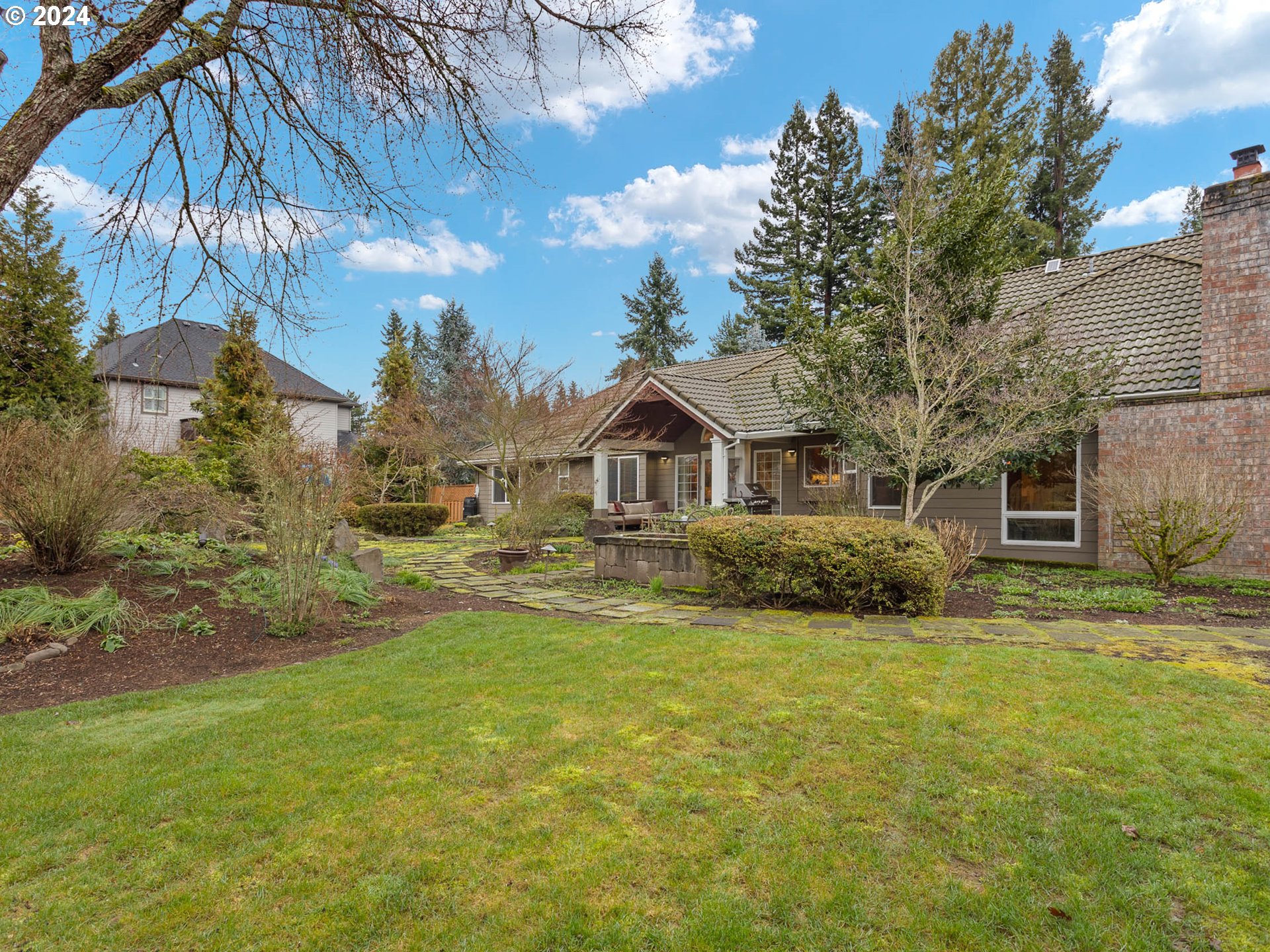 3271 Northeast Jackson Rd Loop Hillsboro, OR 97124 - Photo 35 of 48 Yard