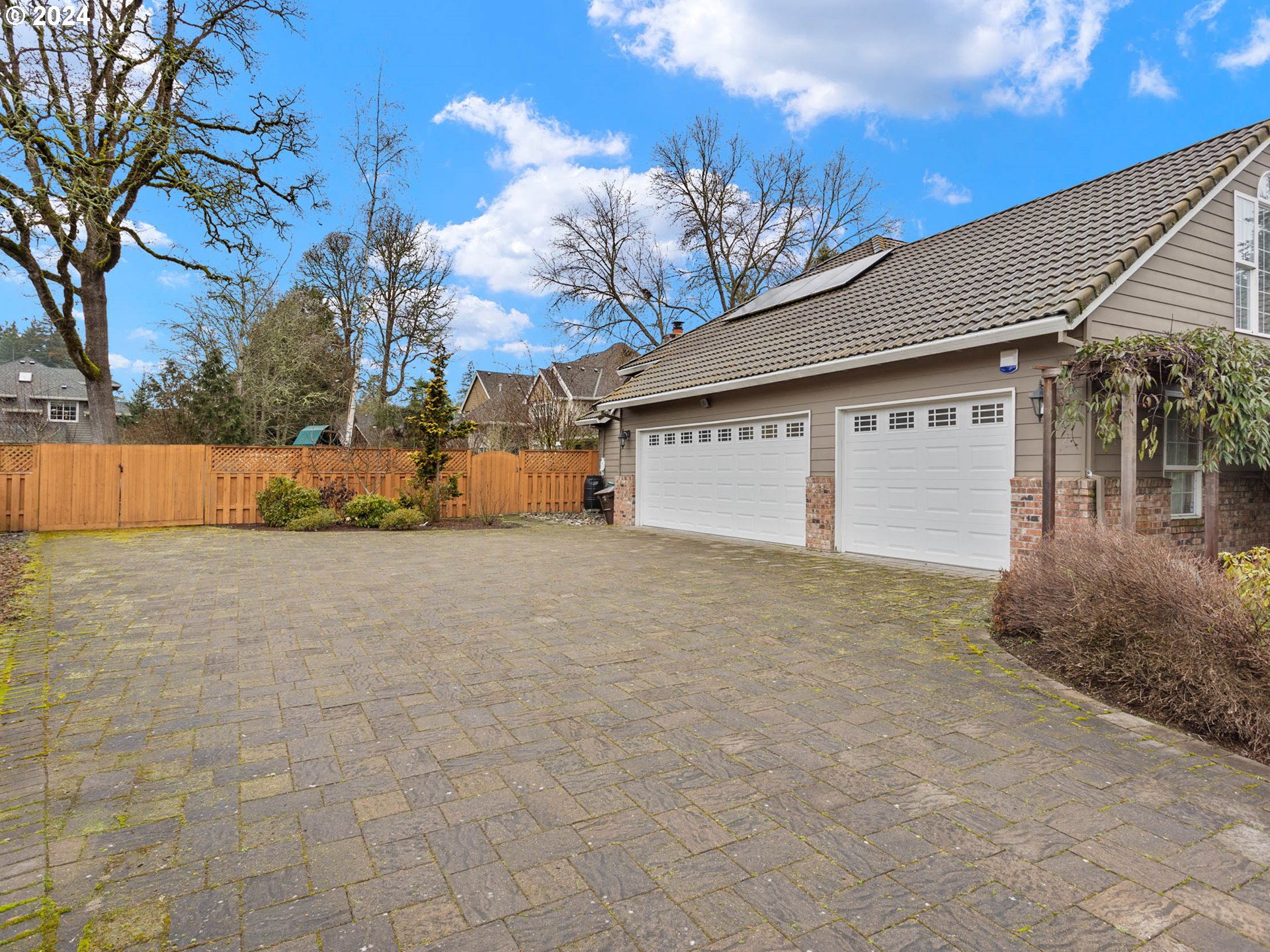 3271 Northeast Jackson Rd Loop Hillsboro, OR 97124 - Photo 41 of 48 Garage