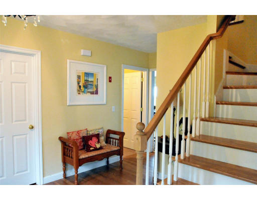 35 Blue Ridge Road North Andover, MA 01845 - Photo 5 of 16 Gallery Image 5