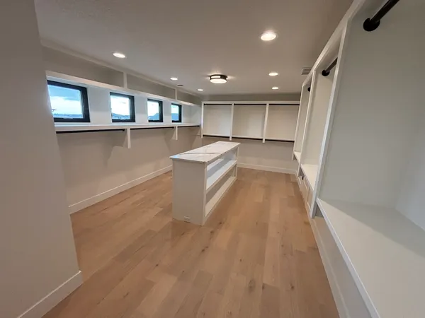 $950,000 | 6382 Pelican Street, Bettendorf, IA 52722